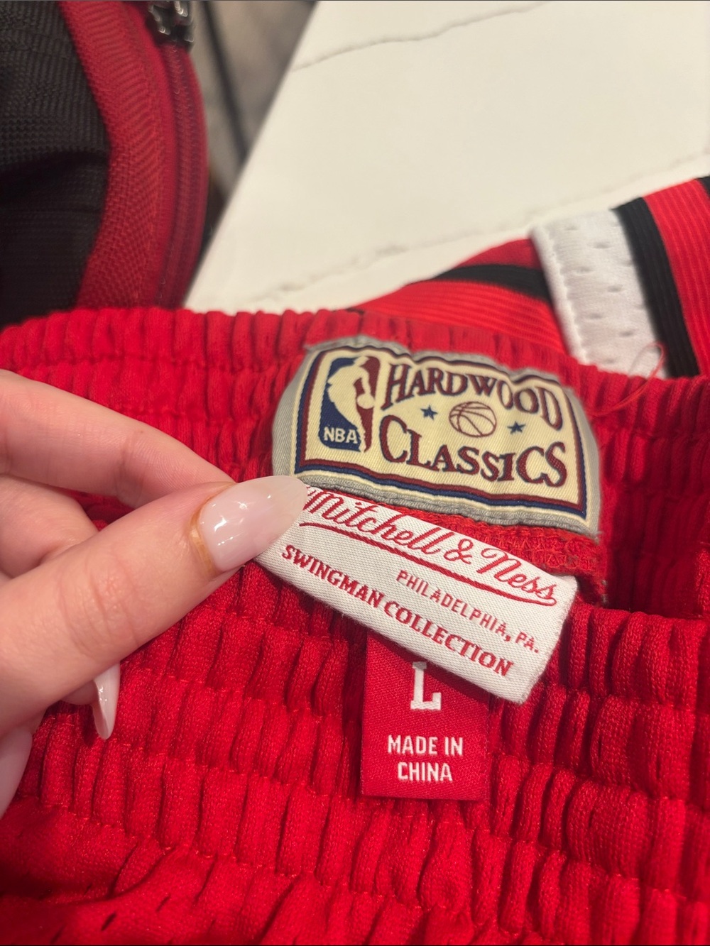 Mitchell & Ness Red Chicago Bulls Shorts Size L - Picture 2 of 2